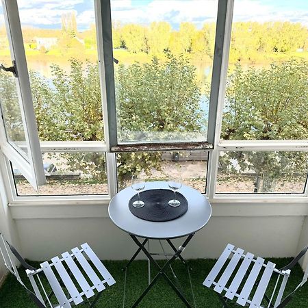 Appartement Quai Saone - By Primo C0Nciergerie Tournus Exterior photo