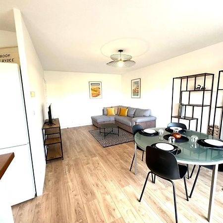Appartement Quai Saone - By Primo C0Nciergerie Tournus Exterior photo